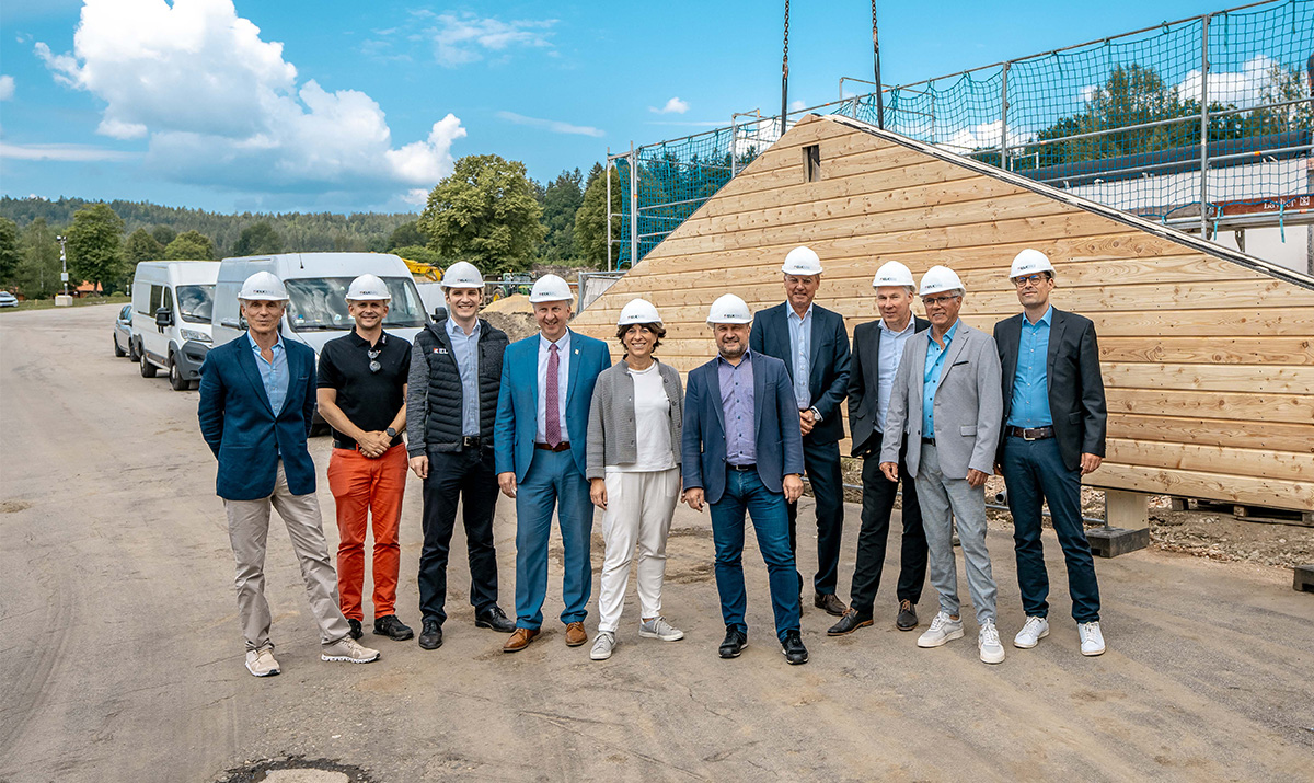 ELK Bau errichtet ChaletResort Arberland / ELK Fertighaus