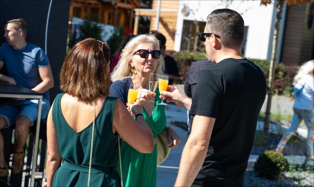 Eröffnung Vision 158 Sekt 